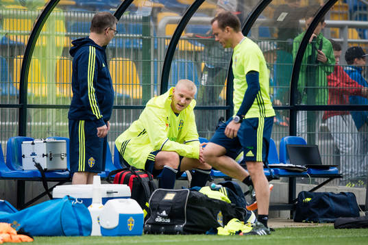 Franz Brorsson kliver av en träning med det svenska