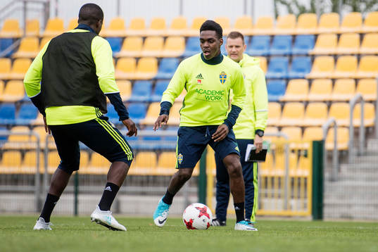 Joel Asoro