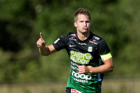 Bläddra bland fler bilder av Fotboll, Superettan, Varberg - Degerfors