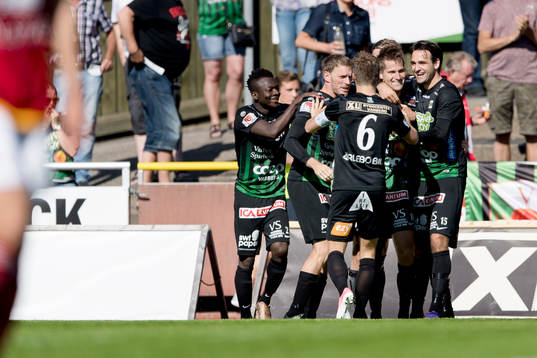 Varbergs Gabriel Altemark-Vanneryr har gjort 3-0 och