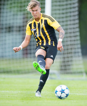 IFK Hässleholms Philip Wikström i matchen i division 2