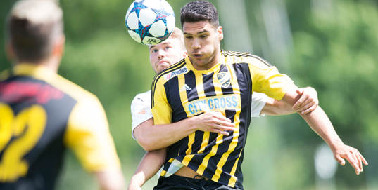 IFK Hässleholms  Tommy Filipovic  i matchen i division 2