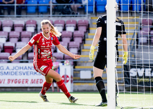Piteås Nina Jakobsson jublar