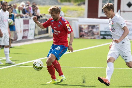 Helsingborgs Andreas Landgren och Dalkurds Alexander Ekblad