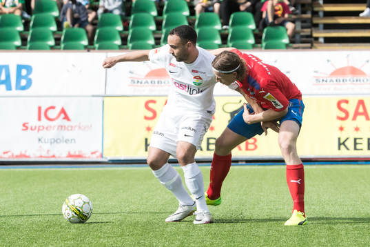 Dalkurds Ahmed Awad Helsingborgs Carl Johansson  i