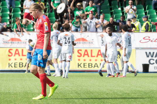Helsingborgs Charlie Weberg deppar
