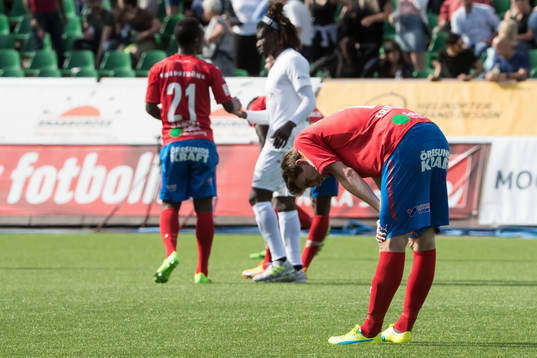 Helsingborgs Adam Eriksson deppar
