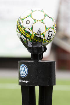 matchbollen i fotbollsmatchen i Superettan mellan Dalkurd