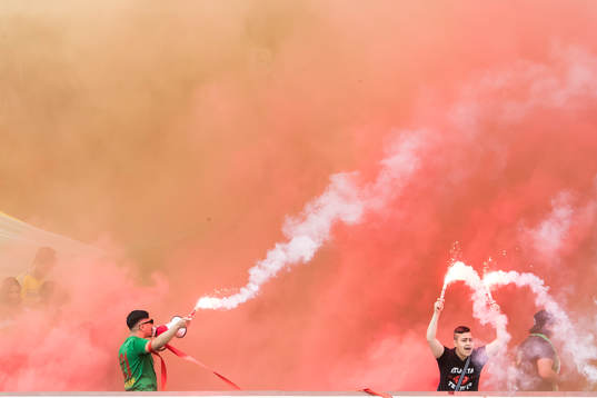 Dalkurds fansen innan fotbollsmatchen i Superettan mellan
