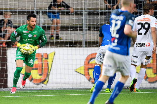 Örgrytes målvakt Stojan Lukic
