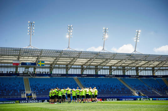 Spelarna samlas på Arena Lublin