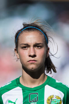 Hammarbys Julia Zigiotti Olme innan fotbollsmatchen i
