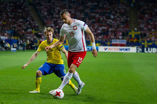 Sveriges Simon Tibbling  och Polens Jaroslaw Jach nder