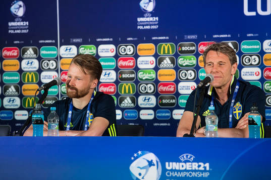 Jacob Une Larsson och förbundskapten Håkan Ericson