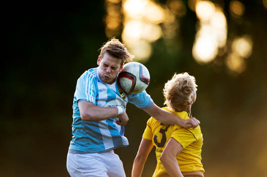 IFK Hässleholms  Filip Ranmo i matchen i division 2 mellan