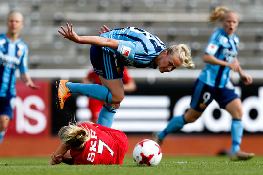 Bläddra bland fler bilder av Fotboll, Damallsvenskan, Djurgården - Kopparbergs/Göteborg FC