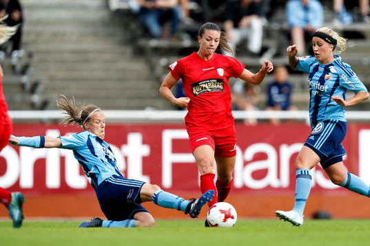 Göteborgs Pauline Hammarlund och Djurgårdens Michaela van