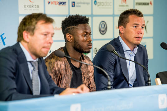 Malmö FFs presschef Peter Åhlander och sportchef Daniel