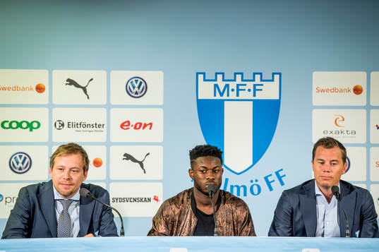 Malmö FFs presschef Peter Åhlander och sportchef Daniel