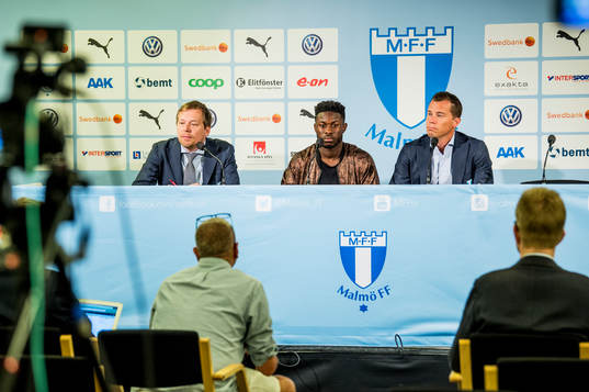 Malmö FFs presschef Peter Åhlander och sportchef Daniel