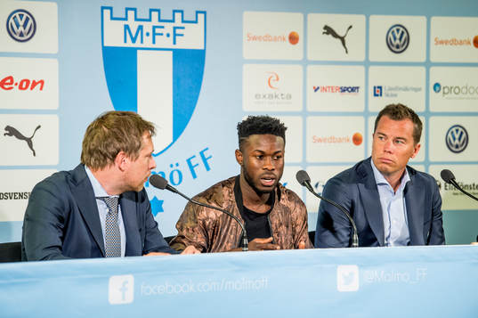 Malmö FFs presschef Peter Åhlander och sportchef Daniel
