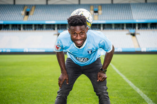 Malmö FF presenterar Kingsley Sarfo som ny spelare i