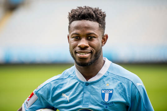 Malmö FF presenterar Kingsley Sarfo som ny spelare i