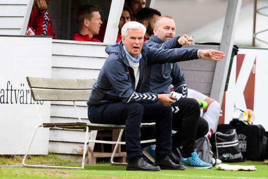 Kalmars tränare Nanne Bergstrand och assisterande tränare