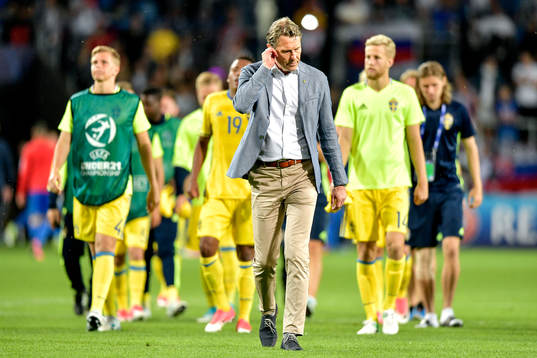 Sveriges förbundskapten Håkan Ericson deppar