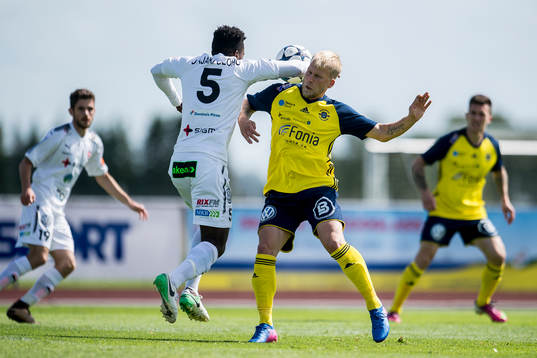 Ängelholms Kristoffer Jeppsson och Rosengårds Chris
