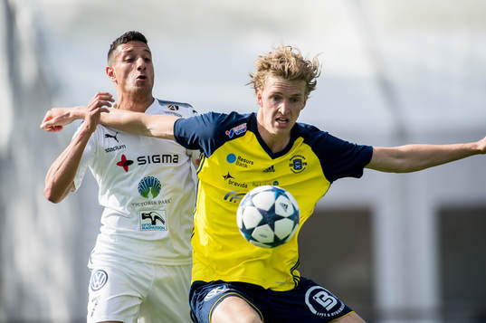 Ängelholms Erik Widén och Rosengårds Mohamed Ramadan