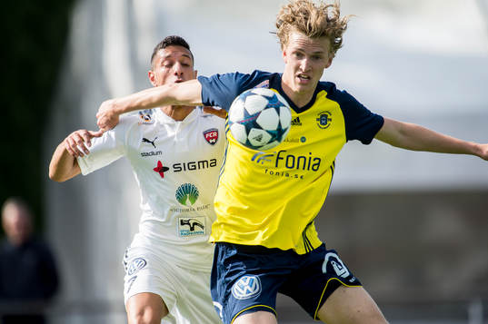 Ängelholms Erik Widén och Rosengårds Mohamed Ramadan