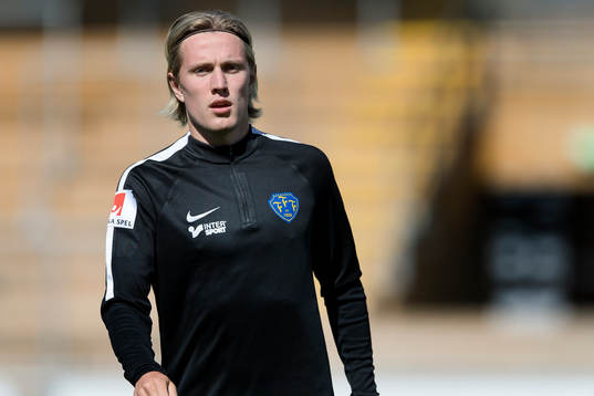 Falkenbergs Viktor Götesson före fotbollsmatchen i