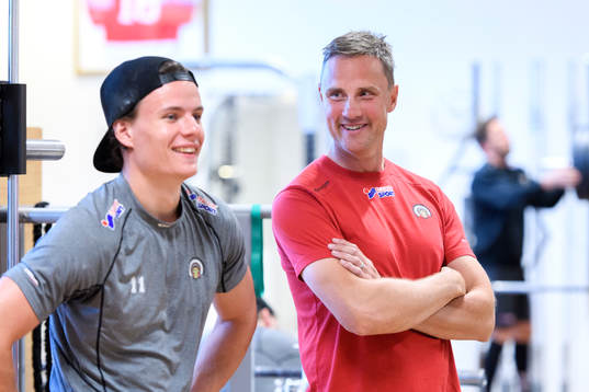 Victor Olofsson och tränare Roger Rönnberg