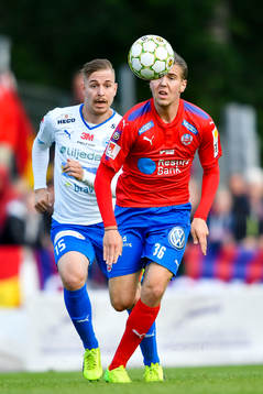 Värnamos Melvin Frithzell och Helsingborgs Charlie Weberg