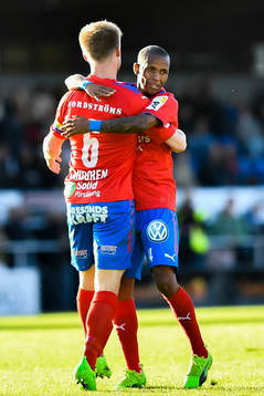 Helsingborgs Bradley Surprise Ralani jublar