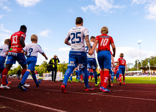 Lagen på väg ut till match