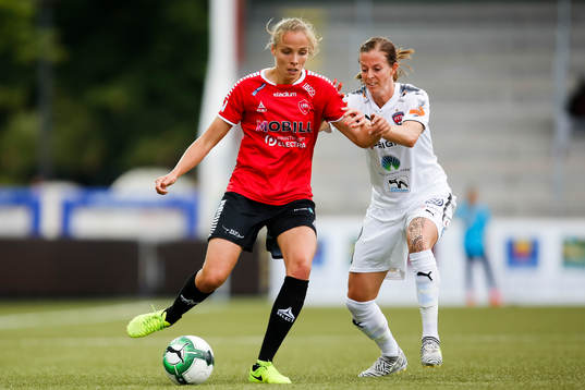 LB07s Anna Björk Kristjánsdóttir och Rosengårds Lotta