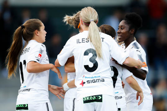 Rosengårds spelare jublar