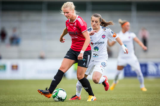 LB07s Nellie Lilja och Rosengårds Iva Landeka
