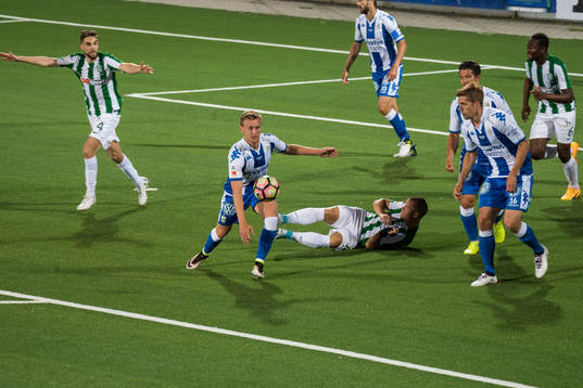 under en träningsmatch i fotboll mellan Zalgiris och  IFK