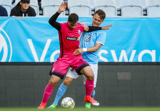 Zagrebs Matrko Babic och Malmö FFs Andreas Vindheim
