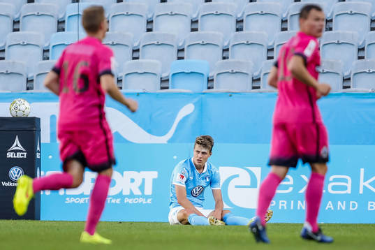 Malmö FFs Mattias Svanberg deppar