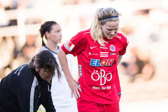 Örebros Lisa Dahlkvist har ont