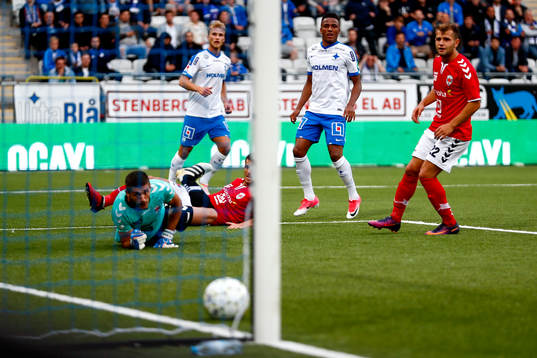 Norrköpings Niclas Eliasson gör 3-0