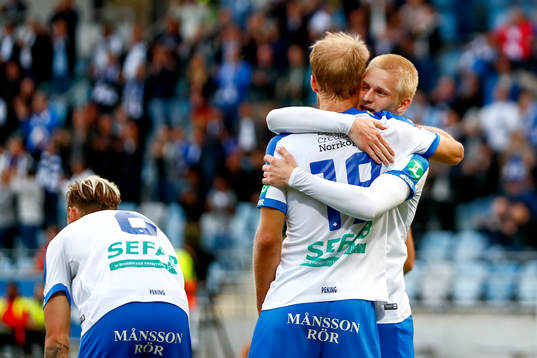 Norrköpings Sebastian Andersson och Karl Holmberg jublar