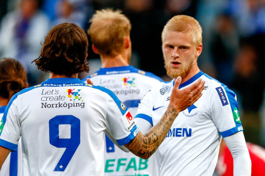 Norrköpings Karl Holmberg jublar