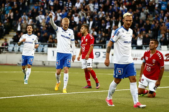 Norrköpings Kalle Holmberg jublar
