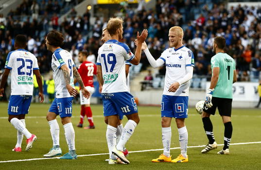 Norrköpings Sebastian Andersson och Kalle Holmberg jublar