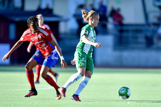 Vittsjös Osinachi Marvis Ohale och Hammarbys Julia